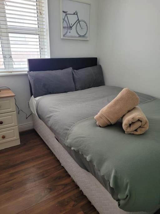 Stylish 4 Bedroom Dublin House Экстерьер фото